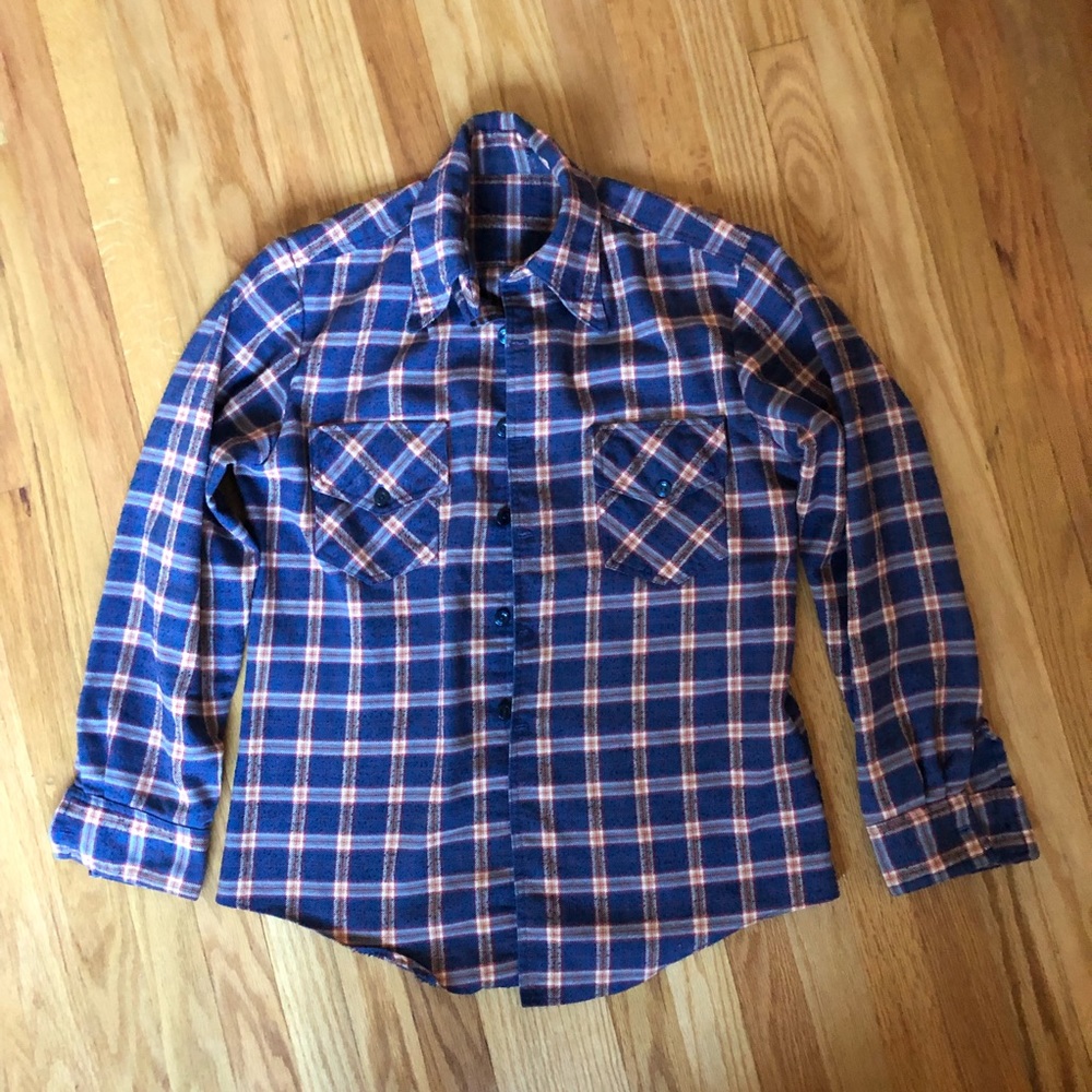 Flannel size M.
